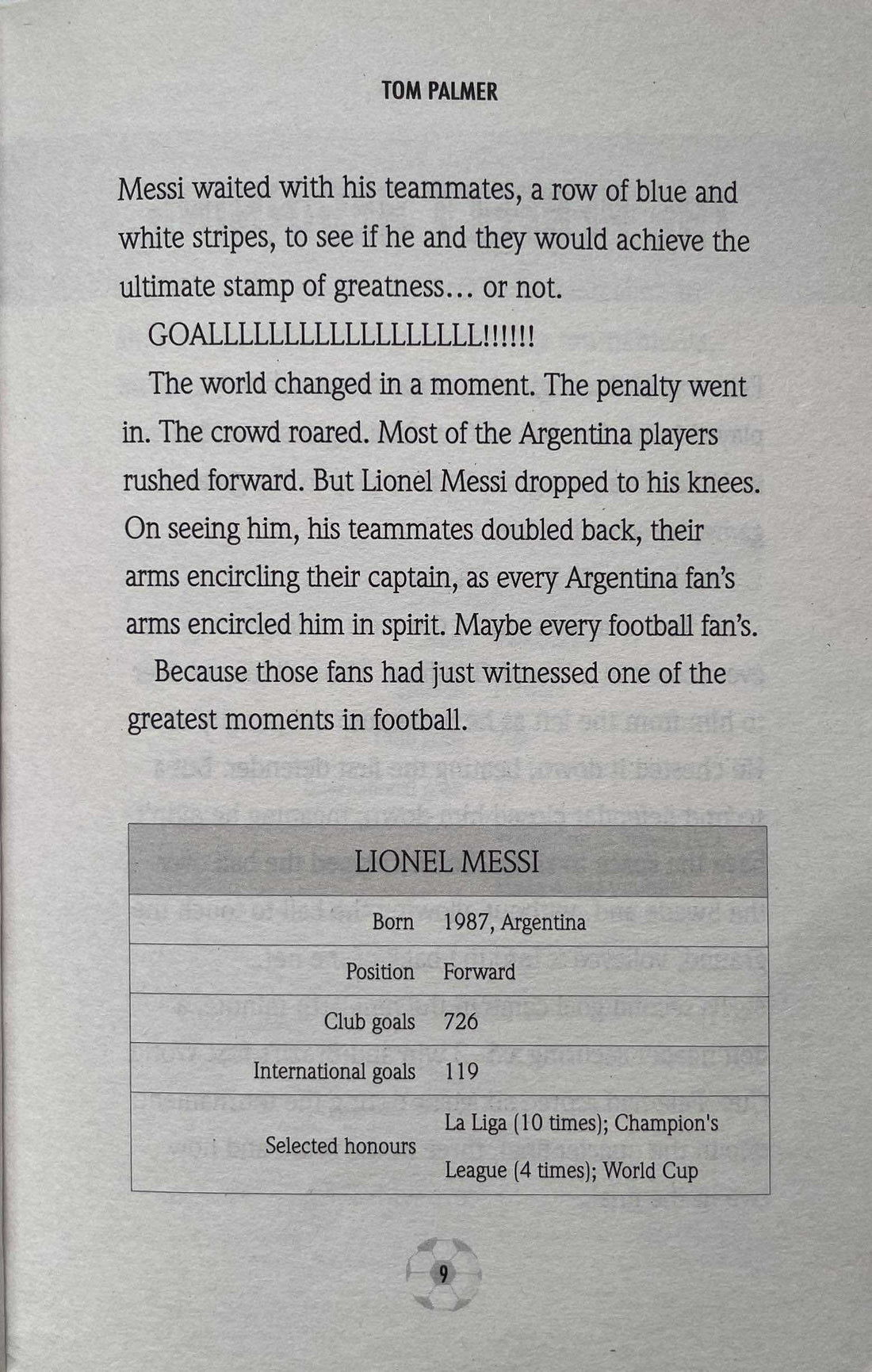 Ultimate Football Heroes: Football's Greatest Moments