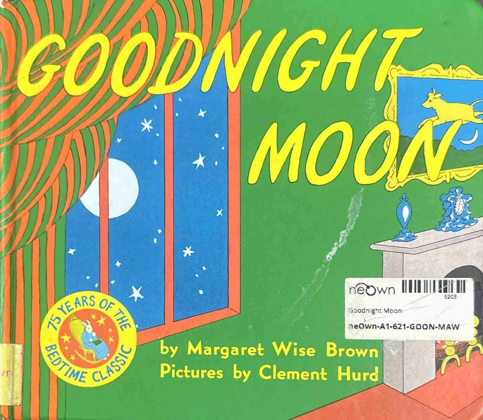 Goodnight Moon (Board Book)
