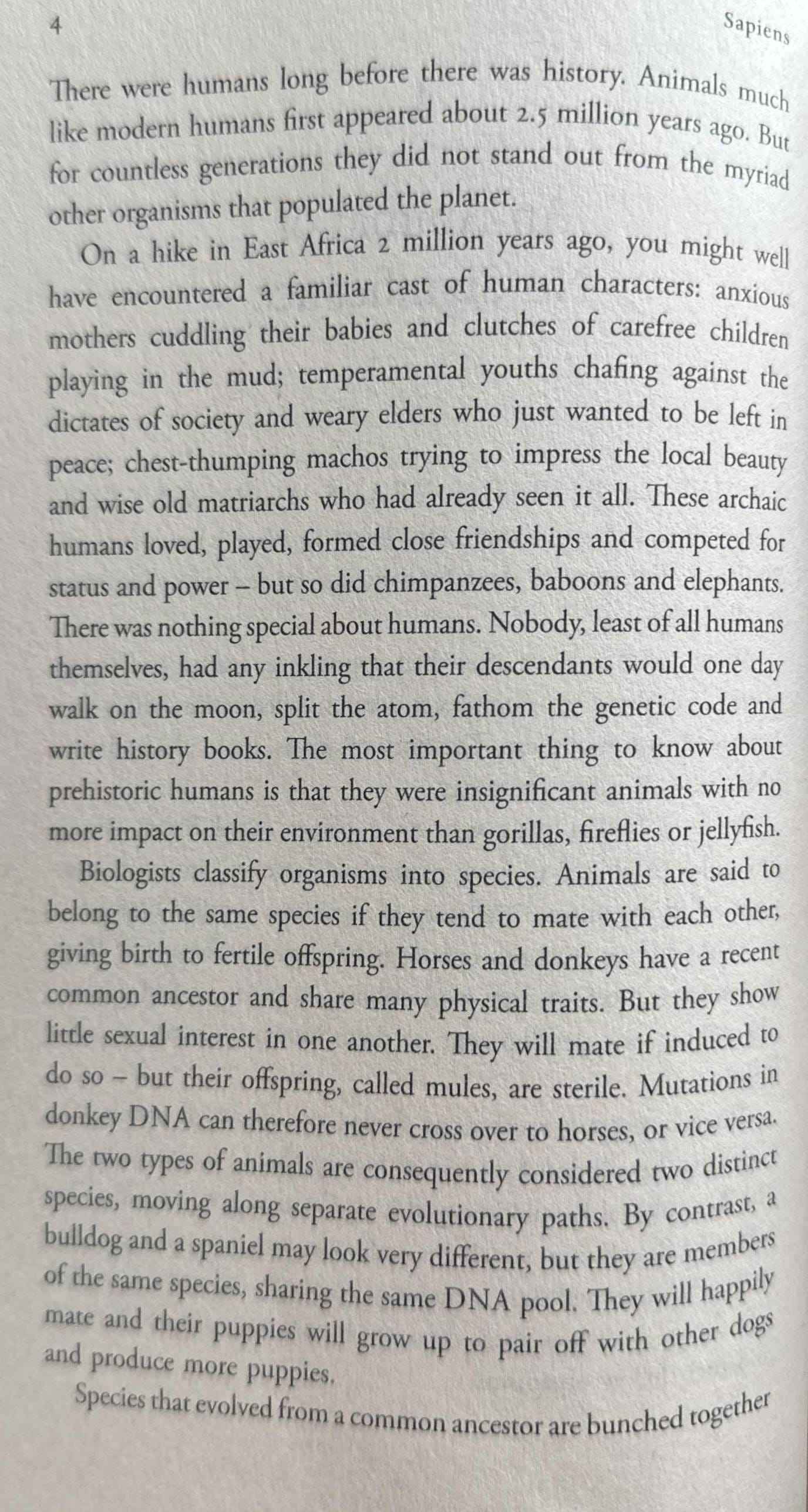 Sapiens: A Brief History of Humankind (Vintage)