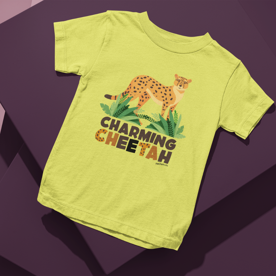 Unisex T-shirt: Charming Cheetah