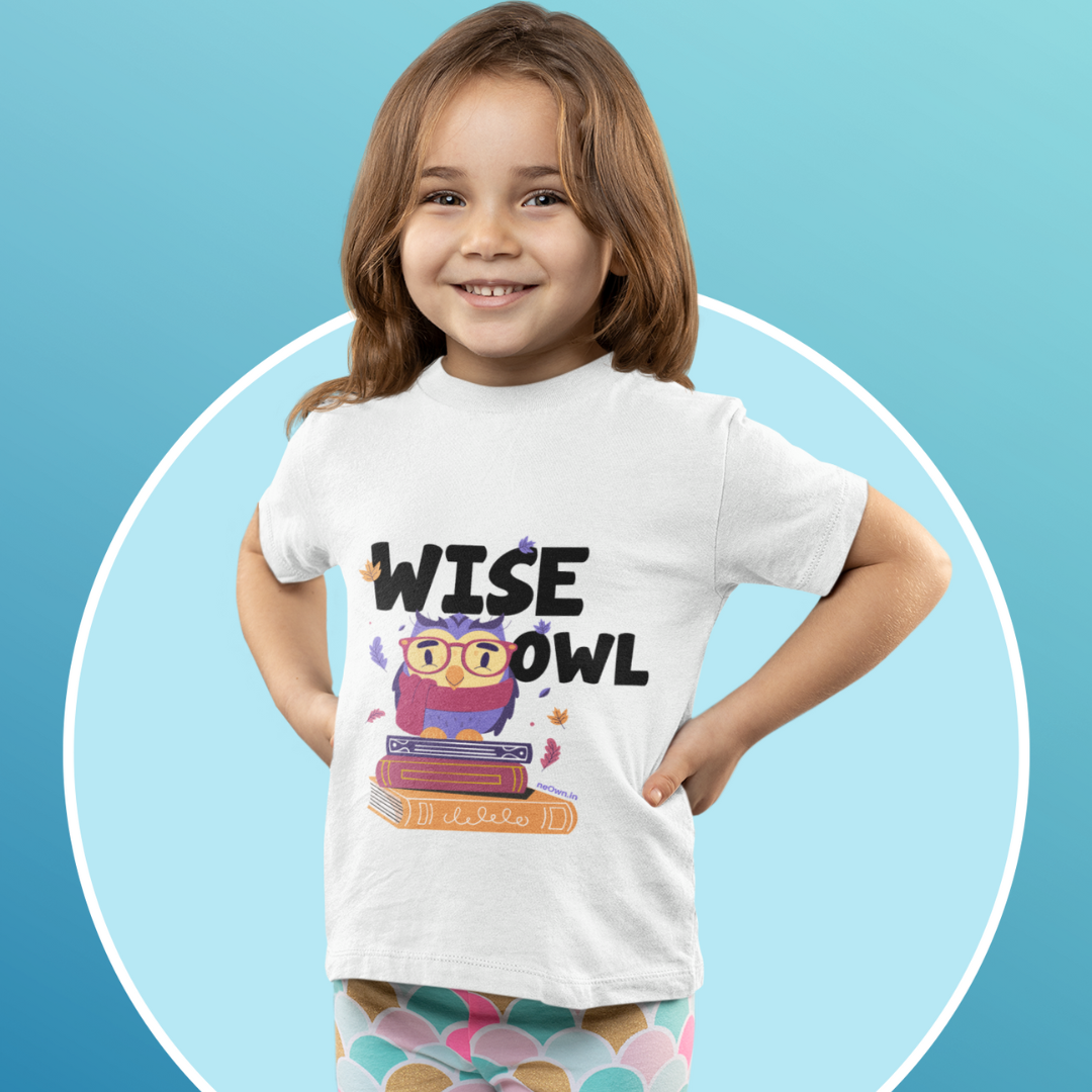 Unisex T-shirt: Wise Owl