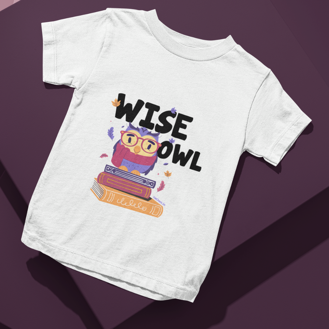 Unisex T-shirt: Wise Owl